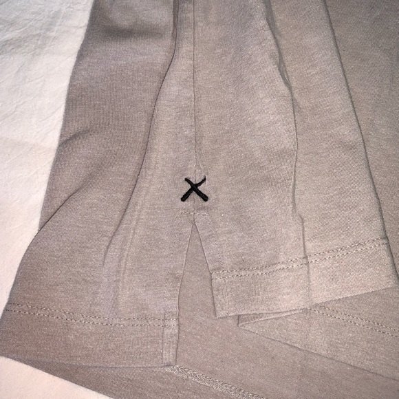 Cuts Clothing Split Hem Long Sleeve Henley - Picture 3 of 4